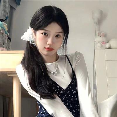 人前的安宁 在线观看